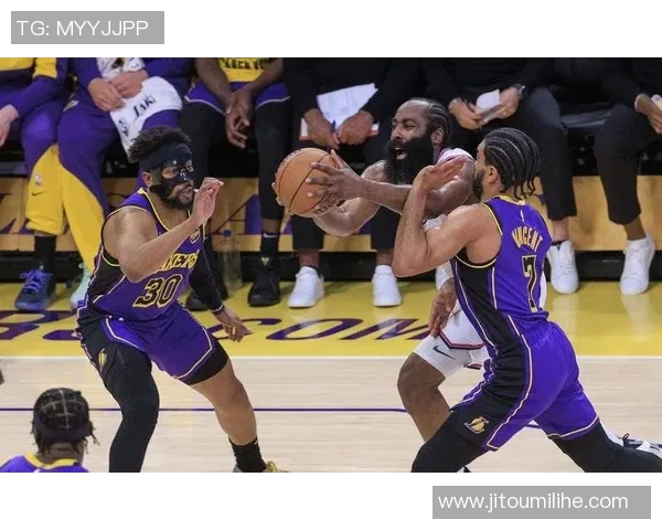 湖人快船2009年对决回顾:洛杉矶篮球的巅峰对抗与传奇时刻 湖人快船2009年对决回顾:洛杉矶篮球的巅峰对抗与传奇时刻